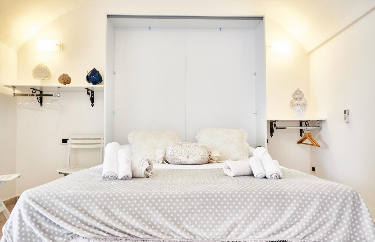 Balilla Guest House - Ostuni Centro - All Confort Екстериор снимка