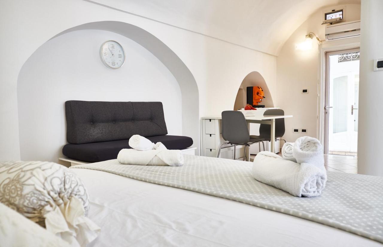 Balilla Guest House - Ostuni Centro - All Confort Екстериор снимка